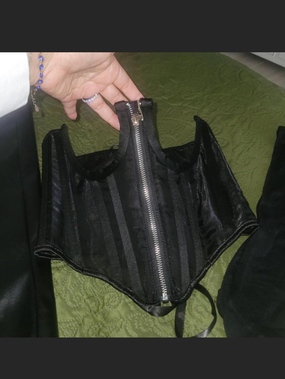 Gothic Set - Picture 4 of 7